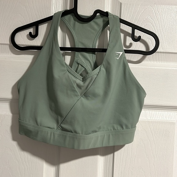Gymshark Crossover Sports Bra - Picture 2 of 8